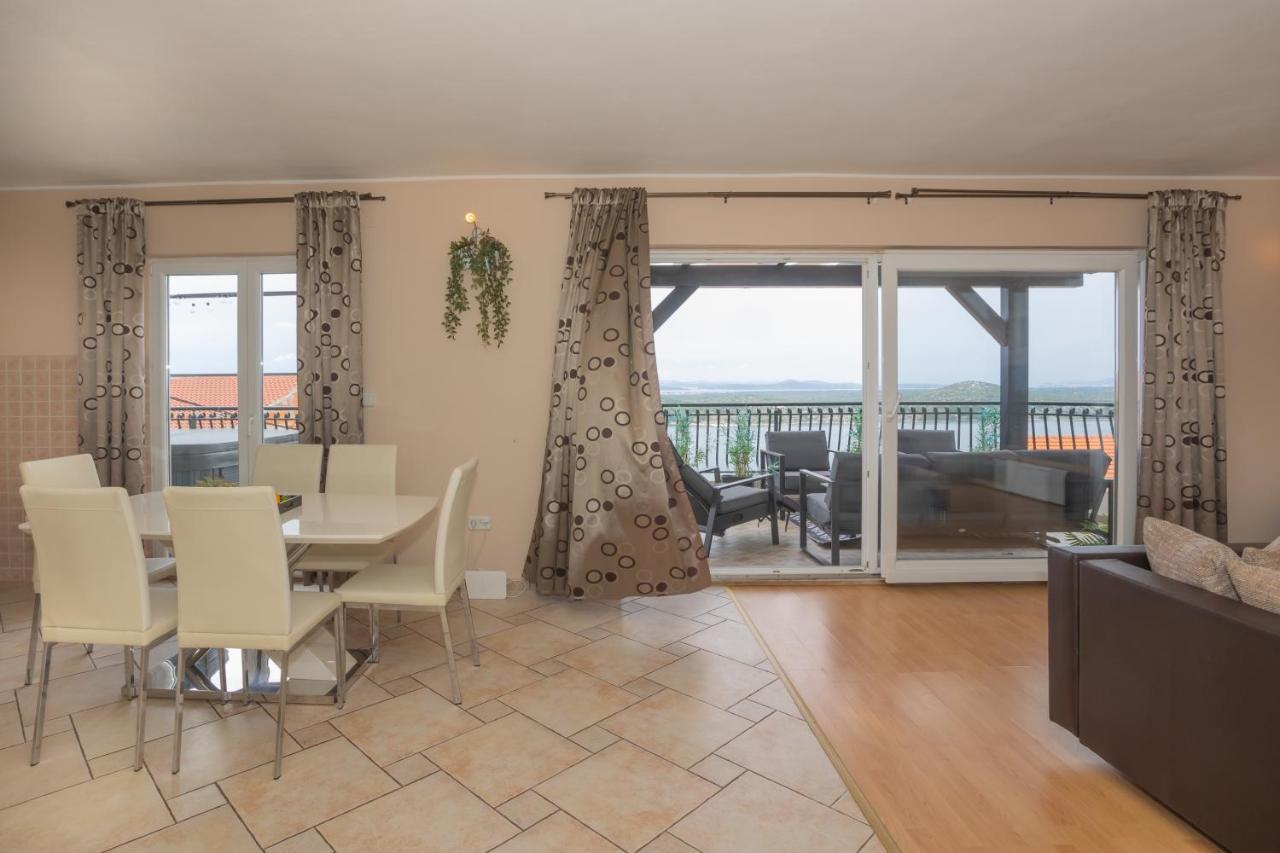 Apartment Mozart 希贝尼克 外观 照片