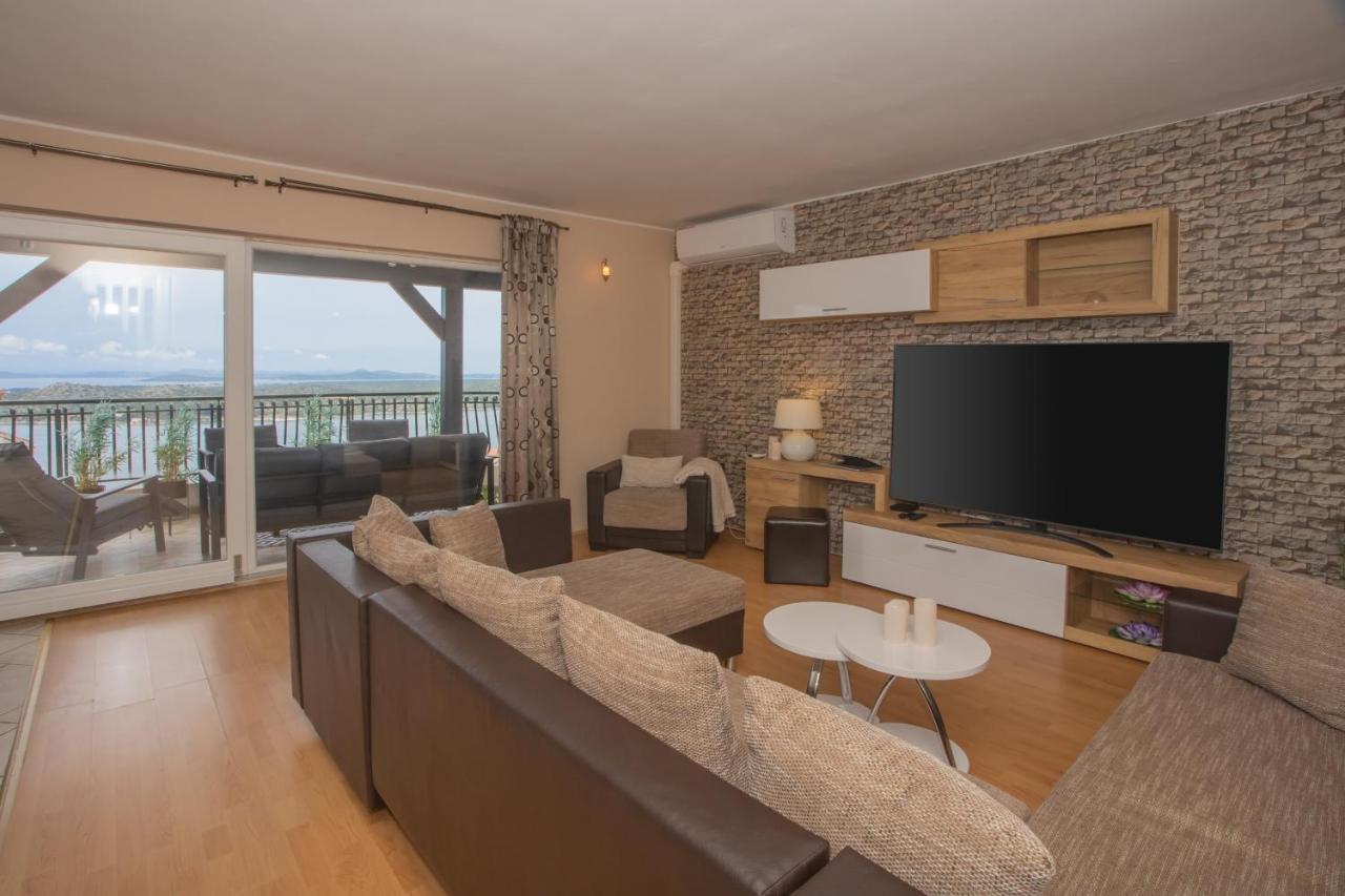 Apartment Mozart 希贝尼克 外观 照片